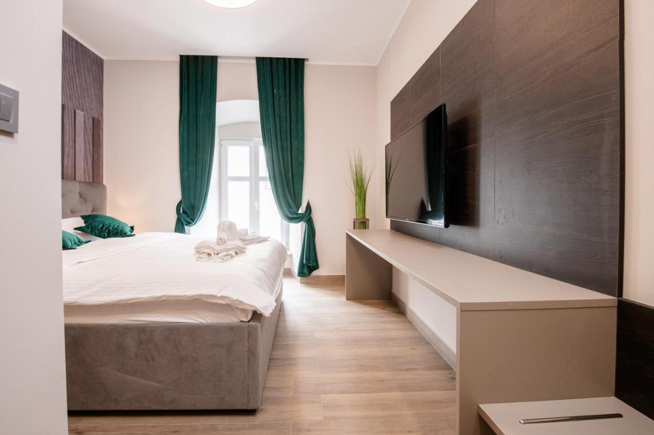 Deluxe Apartments & Rooms Revis Rijeka Zewnętrze zdjęcie